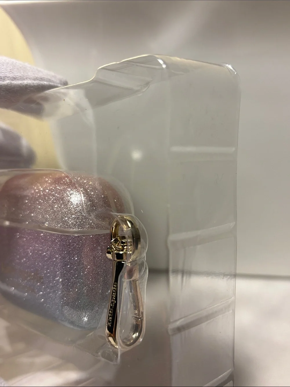 ✨ NIB Kate Spade AirPods Pro Case – Discontinued Ombre Glitter Sunset 🌅